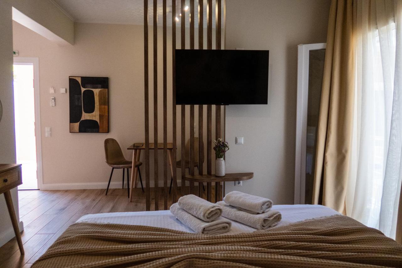 Cristina Apartments ガイオス エクステリア 写真