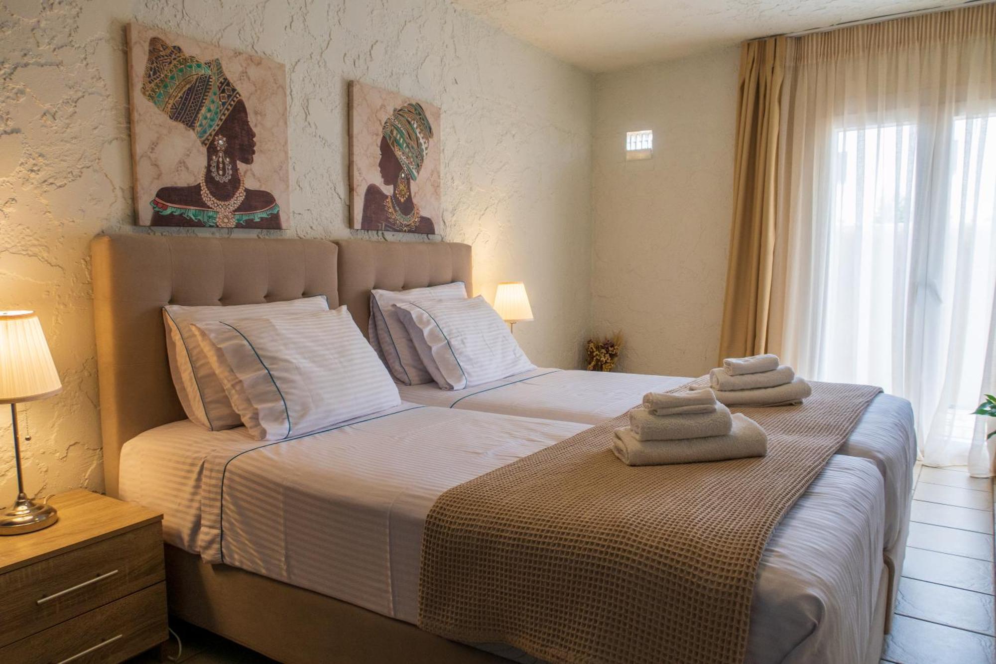 Cristina Apartments ガイオス エクステリア 写真
