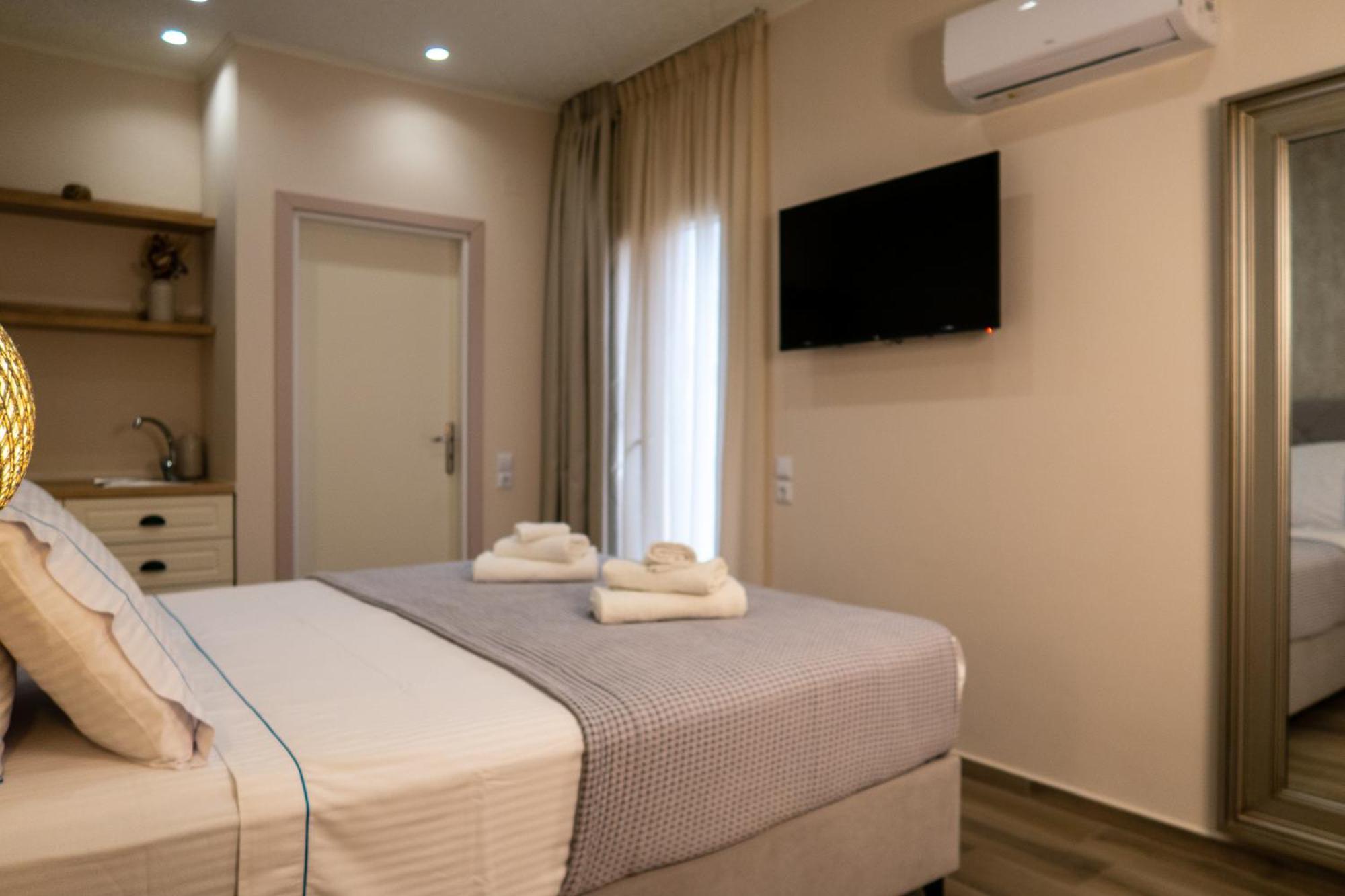 Cristina Apartments ガイオス エクステリア 写真
